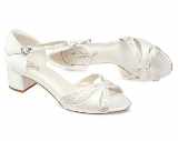 Gigi Menyasszonyi cipő #2